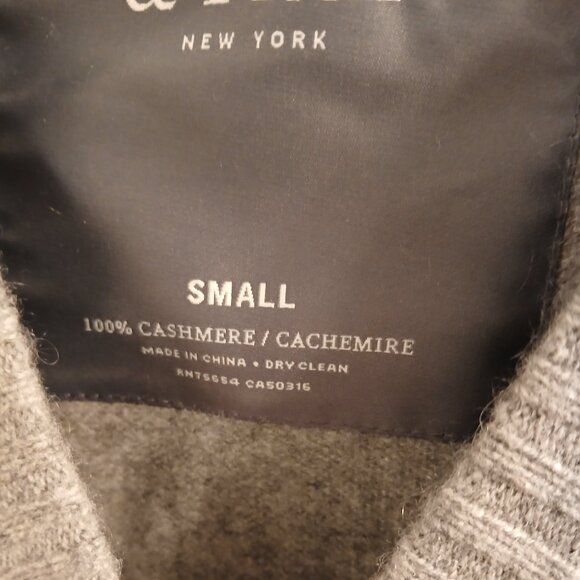 Abercrombie & Fitch 💯 Pure Cashmere Sweater - Picture 8 of 10